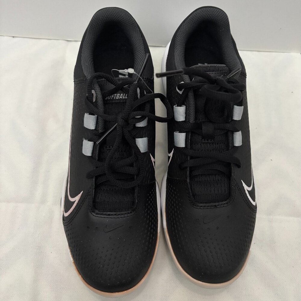 Nike women cleats